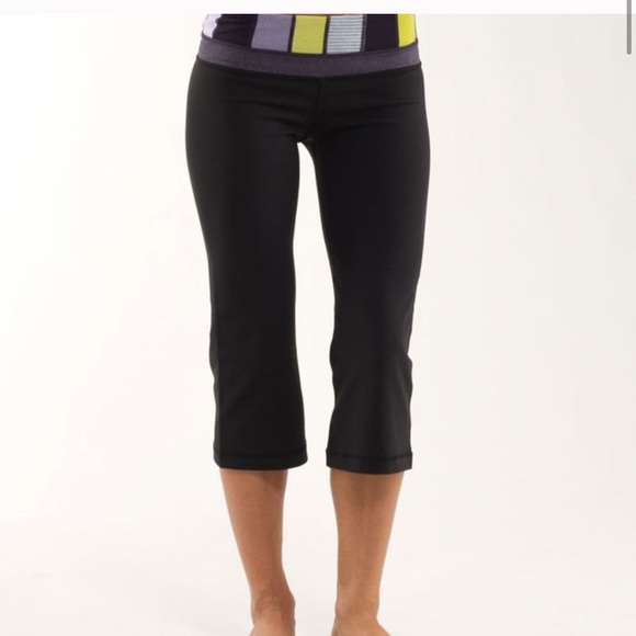 Lululemon Size 2 Groove Crop Quilting Winter - Picture 2 of 6